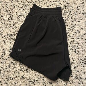 Lulu Lemon Hotty Hot Lined Shorts